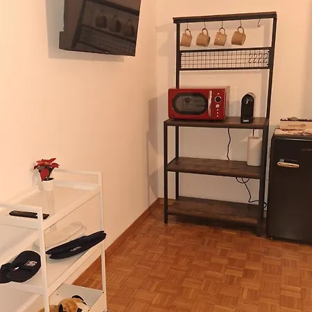 Friendly 3 Large Three-room * Sedriano